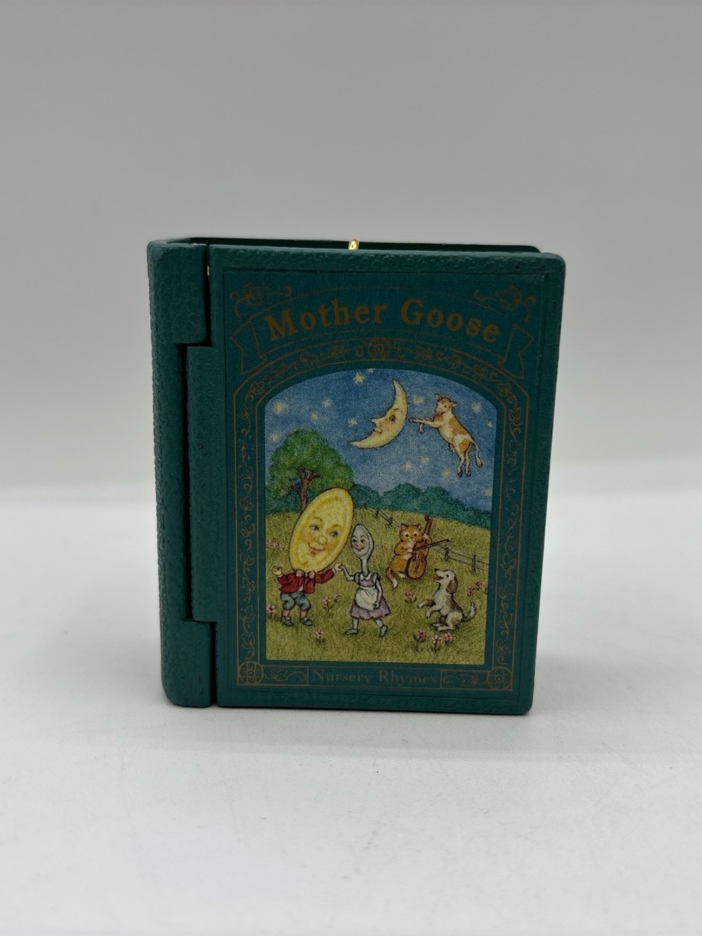 Hallmark Keepsake Ornament 1994 Vintage Hey Diddle, Diddle 2nd In Mother Goose